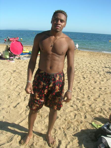 MES VACANCES D'ETE ( BRUNO A LA PLAGE DE TOULON )